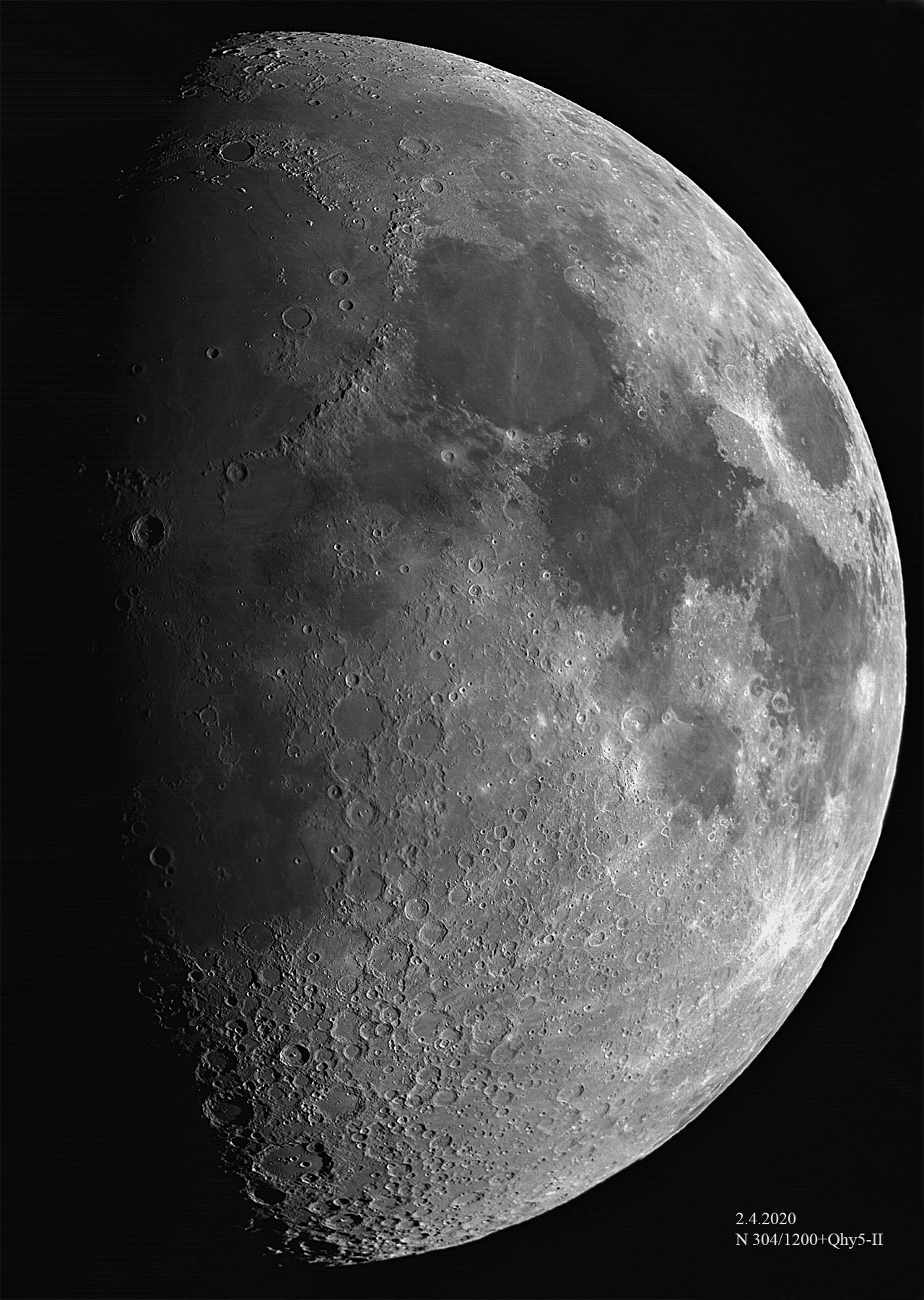 Mesiac 21 4 2020 f 1200